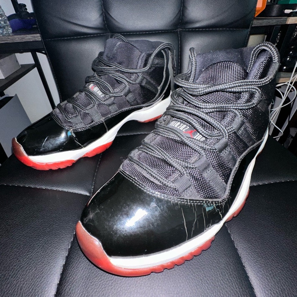 Air Jordan Bred 11